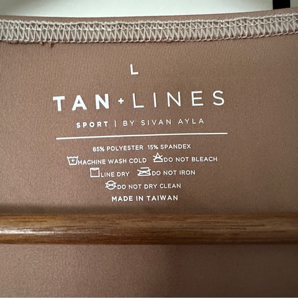 Tan Lines by Sivan Ayla Crop Top long sleeve - Picture 4 of 5